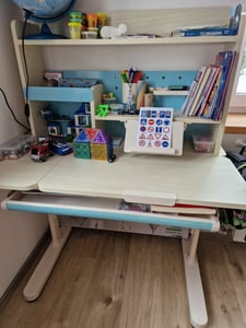 COSTWAY Schreibtisch Kinder, Kinderschreibtisch mit Regal, Schublade & Buchständer, Tischplatte, Schülerschreibtisch für Kinder ab 3+, Natur Kunden-Foto 1