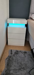 2x Intelligenter LED Nachttisch mit Ladestation,Weiß Front Hochglanz Nachtkommode mit 3 Schubladen,Beistelltisch Kommode für Schlafzimmer 45x40x67cm Kunden-Foto 6