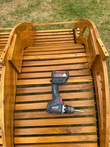 CHILLROI Ergonomische Schwungliege Sonnenliege Gartenliege Wippfunktion Akazie Kunden-Foto 2