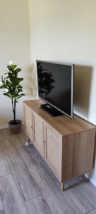 sweeek - Sideboard mit Holzoptik und Rattan-Geflecht B 120 cm - Natur Kunden-Foto 4