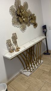 Tribesigns Gold Konsolentisch, 150x30x80 cm Moderner Eingangstisch mit gitterförmigem Metallfuß für Eingang, Flur, Vorzimmer, Wohnzimmer (Schwarz) Kunden-Foto 1