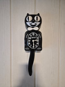 Wanduhr Kit Cat Kätzchen pendelt mit dem Schwanz und bewegt synchron die Augen 40 cm Kunden-Foto 1