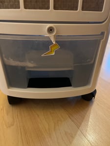 Ventilatorkombigerat Mobile Turmventilator 65W 4L-Tank Luftkuhler mit Wasserkühlung 12H Timer, 65° Oszillationsfunktion Fernbedienung  24x28.5x57cm Kunden-Foto 16