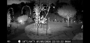 set di 2 repellenti solari a ultrasuoni per animali con rilevatore di movimento per giardino Foto del cliente 2