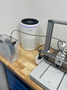 Bosch Air 2000 Luftreiniger bis zu 37,5 m² - Entfernt sich effektiv schmutzig mit HEPA -Filter, Smart Sensor, Silent Mode Kunden-Foto 1