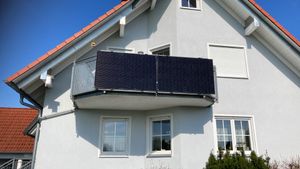 SUNNIVA® 920W Balkonkraftwerk BIFAZIAL FULLBLACK komplett Steckdose TSUN 800W Wechselrichter, PV Solaranlage, 5m Kabel, Bluetooth WIFI Kunden-Foto 1