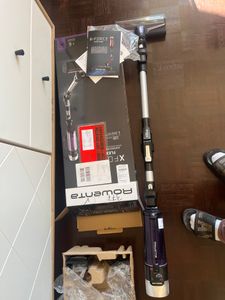Rowenta RH2037, 2-in-1-Stabstaubsauger, Beutellos, Schwarz, Violett, 0,4 l, Rechteckig, Trocken Kunden-Foto 2
