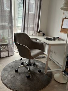 Yaheetech Bürostuhl Schreibtischstuhl höhenverstellbar Computerstuhl mit gepolstertem Samtstoff komfortabler  Drehstuhl  für Home Office und Büro bis 136 kg belastbar Hellgrau Kunden-Foto 1