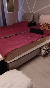 DEWINNER Matratze 160 x 200 cm, Matratze aus Memory-Schaum mit hoher Dichte, mittlere Härte, Dicke 25 cm, hypoallergen, isolierter Schlaf, 7 Zonen Kunden-Foto 1