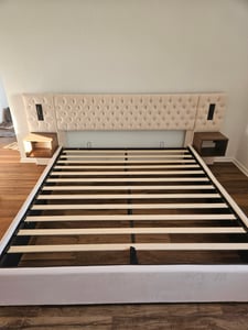 Flieks Hydraulisches Polsterbett 160x200cm mit USB und Nachttisch, Doppelbett Boxspringbett mit Leselampe, Stauraumbett Holzbett Samt, Beige Kunden-Foto 1