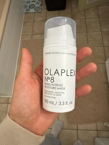 Olaplex N.4D Clean Volume Detox, 250 ml, Trockenshampoo, Unisex, Alle Haare, Anti-Fett, Auffrischend, Volumengebend, HYDROFLUOROCARBON 152A, BUTANE, ALCOHOL DENAT., ALUMINUM STARCH OCTENYLSUCCINATE, FRAGRANCE... Kunden-Foto 2