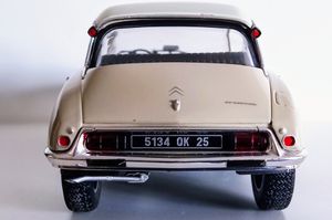 Das Citroen D Spezial - Modell ist wunderschön