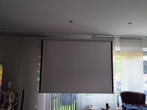 CCLIFE Beamer Leinwand elektrisch Motor Projektionsleinwand heimkino rolloleinwand, Größe:ektrische 172x172cm. 95 Zoll Kunden-Foto 1