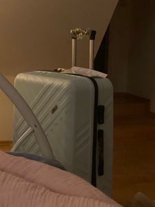 Xonic Design Reisekoffer mit Rollen 360° - ABS Hartschalen-Koffer Trolley mit Zahlenschloss in Handgepäck M-L-XL-Set (Schwarz, XL) Kunden-Foto 5