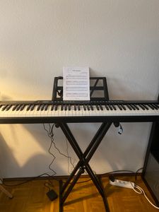 Pianino cyfrowe FCH z 88 klawiszami, klawiatura wraz ze statywem, pianino cyfrowe dla dzieci i dorosłych Zdjęcie produktu od klienta nr 3