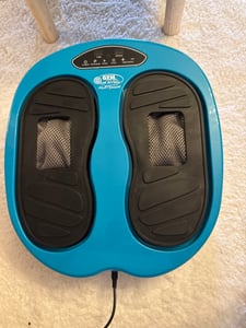 Gymform® Leg Action Fussmassagegerät Vibrations + Shiatsu Massage Fußmassage Gerät Beinmassage inkl. Massageplan Kunden-Foto 1