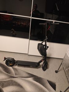 E-Scooter mit Straßenzulassung 120kg, 8,5''/10'', 35-45km, klappbar, mit APP 500 W, 20 km/h, (mit Tasche, mit LED-Display, Federung), 45km, E-Roller Kunden-Foto 1