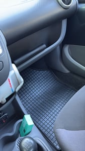 für VW Eos ab 2006 / Modell 2007 / ab 2011 Passform PETEX Gummimatten 4-teilig schwarz Allwettermatten Gummifußmatten Kunden-Foto 1