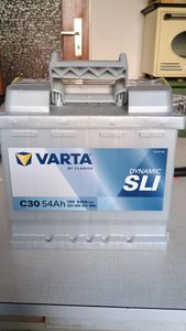 Varta D15 - Autobatterie Dynamic SLI 12V / 63Ah / 610A Kunden-Foto 1