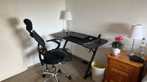 Adormii Bürostuhl Ergonomisch, 360° Drehstuhl Höhenverstellbar, Schreibtischstuhl 150 kg belastbar, Schminkstuhl für Arbeitszimmer, Schlafzimmer Kunden-Foto 2