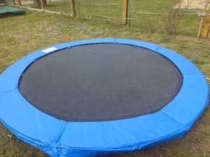 AREBOS Trampolin Randabdeckung Ø 183 cm Hellgrün | UV-beständig & wasserfest Kunden-Foto 6