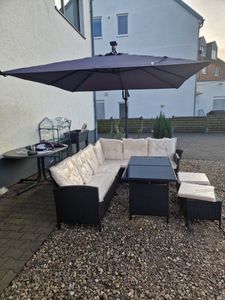 Juskys Polyrattan Lounge Manacor - Sofa, Tisch, Hocker & Kissen inkl. Abdeckung - Grau-meliert & Grau Kunden-Foto 10
