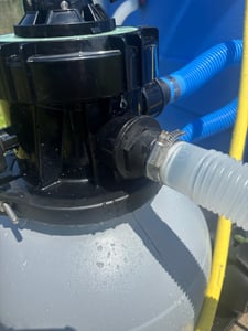 tillvex Système de filtration à sable pour piscine 10 m³/h incl. 800g de boules de filtration bleues | Système de filtration vanne 7 voies & adaptateur 2en1 Ø32mm - 38mm | Filtre de piscine avec indicateur de pression | Filtre à sable pour piscine Photo du client 8