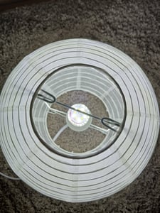 Japanische Papier Tischlampe mit Reispapier Lampenschirm, Nachttischlampe E14 für Schlafzimmer & Wohnzimmer, Weiß Kunden-Foto 4