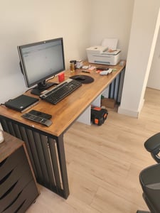 Tribesigns 180 cm Schreibtisch, großer Computertisch PC Tisch Bürotisch mit robustem Metallgestell, Arbeitsstation für Home Office, Braun (ohne Stuhl) Kunden-Foto 3