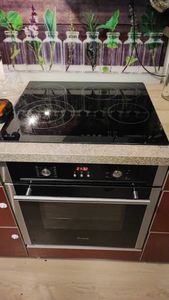 Cuisinière: 60cm Four encastrable BO8805SS + 59cm Plaque Eletrique CH5901RL Gril Photo du client 1