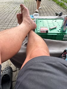 Arebos, sada 2 skladacích ležadiel so slnečnou strieškou, 4-stupňovo nastaviteľné, záhradné a plážové ležadlo s vankúšom pod hlavu, bočné vrecko, nosnosť do 120 kg, antracitová farba Fotografia od zákazníka č. 8