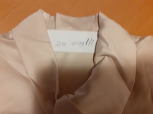 ASKSA Damen Satin Bluse Schleife Langarm Elegante Oberteile Buero Casual Seide Hemdbluse Arbeitshemd Business Langarmshirt (Khaki,M) Kunden-Foto 1