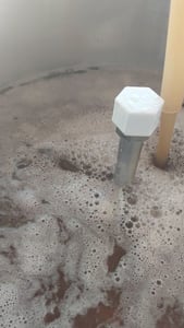Sistema de elaboración de cerveza eléctrico VEVOR, olla de 35 litros, sistema de elaboración de cerveza completo con bomba, equipo de cocción con panel de control, modo automático/manual, potencia de 100-1800 W, temperatura de 25-100 °C, temporizador de 1-180 minutos, memoria de recetas Foto del cliente 1