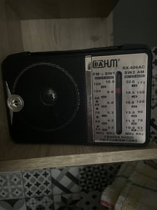 Radio rétro Bluetooth AM FM SW Radio de valise Prend en charge l'emplacement pour carte SD USB Radio portable Fonctionne sur piles Boîtier aspect bois Vintage Radio Retoo Photo du client 1