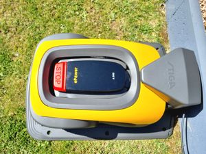 STIGA Rasenroboter A 300, kabellos, autonom, für Rasenflächen von 450 m² Kunden-Foto 28