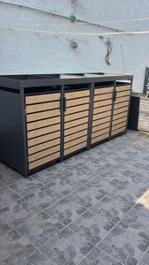 Zelsius Mülltonnenbox 4er mit Pflanzdach für 4 Tonnen | 120 - 240 Liter | Anthrazit RAL 7016 Kunden-Foto 1