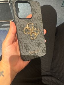 GUESS , Cover, Apple, Apple iPhone 15 Pro, 15,5 cm (6.1"), Braun Kunden-Foto 2