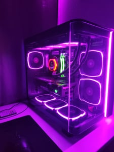 Montech King 95 PRO, Midi Tower, PC, Schwarz, ATX, micro ATX, Mini-ITX, Gehärtetes Glas, SPCC, Gaming Kunden-Foto 1