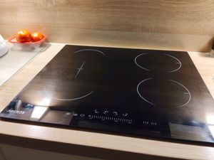 Płyta szklano-ceramiczna AREBOS 77 cm | 5 stref gotowania 8700 W | Sensor Touch Zdjęcie produktu od klienta nr 2
