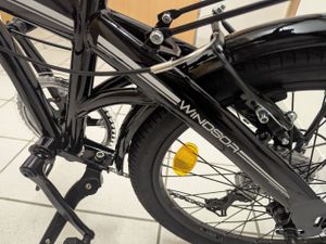 Bergsteiger Windsor 20 Zoll Faltrad, Klapprad, Shimano 6 Gang-Schaltung, LED Batterie-Licht, Quick-Fold-System, Klappfahrrad Kunden-Foto 3