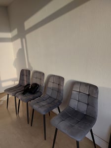 DEULINE Esszimmerstühle Essstühle Samtbezug Polsterstuhl Stühle Esszimmer Stuhl Milano 4er-Set GRAU 521252 Kunden-Foto 3