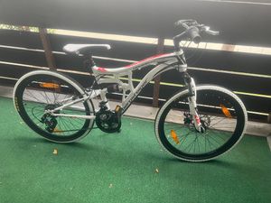 Bergsteiger Kodiak 24 Zoll Kinderfahrrad, geeignet für 8, 9, 10, 11 Jahre, Scheibenbremse, Shimano 21 Gang-Schaltung, Mountainbike mit Vollfederung, Jungen-Fahrrad Kunden-Foto 1