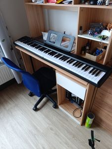 FCH Klappbares E-Keyboard mit 88 Tasten,halbgewichtete mit verstellbarem Ständer,Klappklavier,Bluetooth und MIDI,Digital Piano Set Kunden-Foto 2