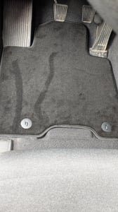 Tapis de sol avant gauche haut de gamme pour Volkswagen Golf IV  1997-2003 Photo du client 2
