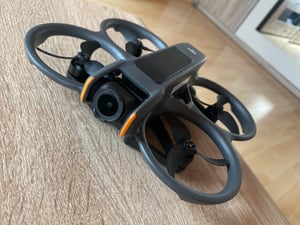 DJI Avata 2 Fly Smart Combo, 4 rotory/rotorov, 48 MP, 3840 x 2160 px, 27 m/s, 2150 mAh, Čierna, Šedá Fotografia od zákazníka č. 2