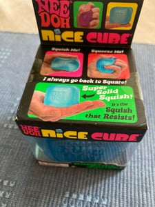 Schylling Nee Doh Nice Cube, Squishy, 3 lat(a), Różne kolory Zdjęcie produktu od klienta nr 1