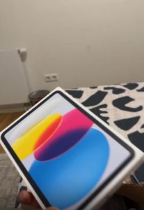 Apple iPad , 27,9 cm (11"), 2360 x 1640 Pixel, 128 GB, iPadOS 18, 477 g, Pink Kunden-Foto 3