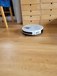 Robotický vysávač MEDION so sacou stanicou a funkciou mopovania X21 SW (laserová navigácia, výkonný sací výkon 3000 Pa, robotický vysávač 2v1, presné mapovanie, oblasti Go & No Go, viacero podláh) Fotografia od zákazníka č. 1