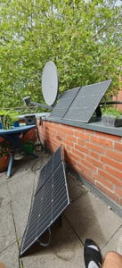 SWAREY S500 Pro 500W(1000W Spitze) Powerstation Stromerzeuger Solarspeicher 518Wh Power Station Solar Generator mit 2x 100W Solarpanels Solarzelle Kunden-Foto 2