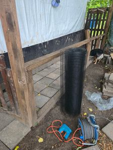 Wiltec Maschendrahtzaun Grün 1x25 m 50 cm Höhe 0,9 mm Stärke 19x19 mm Maschengröße, Volierendraht 4-Eck aus Stahl verzinkt, Drahtgitter, Vogeldraht Kunden-Foto 1